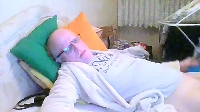 Snapshot of HornyRalfi55 chatting on 03.02.25 HornyRalfi55 online show from 03.02.25