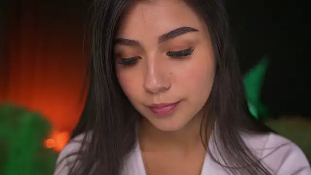 Ashley Jones9 online show from 10.28.25