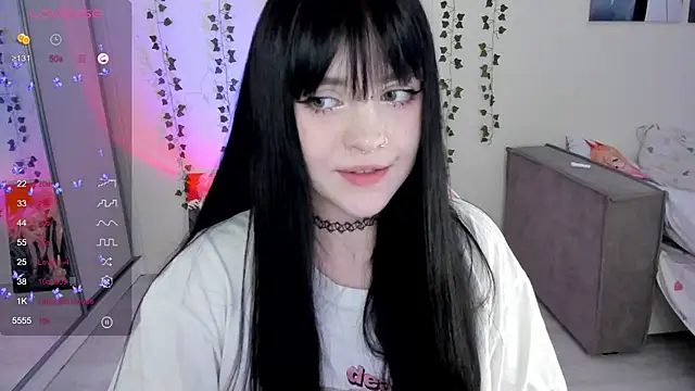 SelenaCute online show from 03.04.25