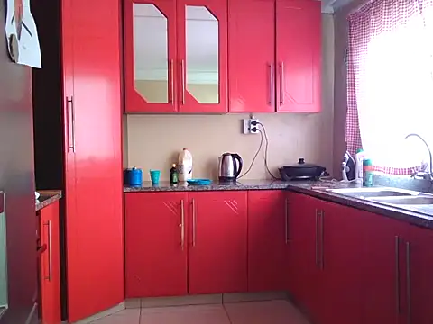 Snapshot of Malaika_Nkosi chatting on 01.06.25 Malaika Nkosi online show from 01.06.25