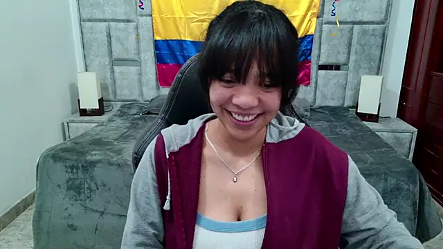 laureentt  online show from 06.13.26