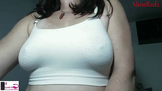 Snapshot of vanered2 chatting on 11.20.25 vanered2 online show from 11.20.25