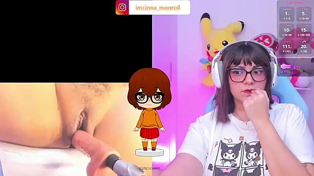 Snapshot of cinna_monroll chatting on 06.18.26 cinna monroll online show from 06.18.26