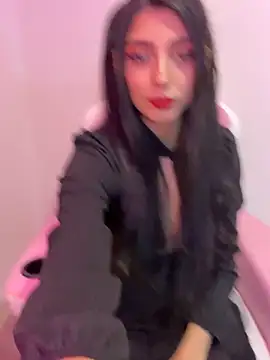 Snapshot of Felicia_smok3 chatting on 05.28.26 Felicia smok3 online show from 05.28.26