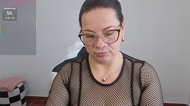 Snapshot of Sex-Psychology chatting on 05.10.26 Sex-Psychology online show from 05.10.26