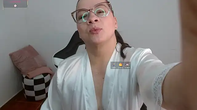 Snapshot of Sex-Psychology chatting on 07.19.26 Sex-Psychology online show from 07.19.26
