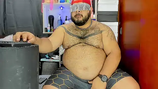 Latino bigcock online show from 02.27.25