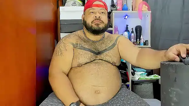 Latino bigcock online show from 03.09.25