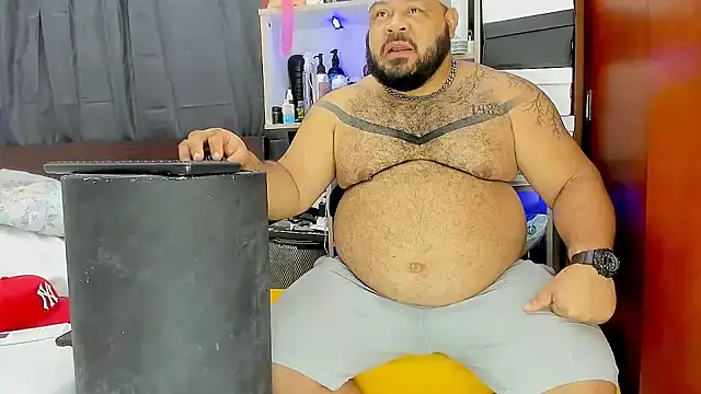 Latino bigcock online show from 03.21.25