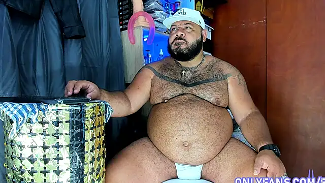 Snapshot of Latino_bigcock chatting on 08.07.26 Latino bigcock online show from 08.07.26