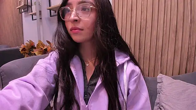 Snapshot of Eva_Macalliter chatting on 09.13.25 Eva Macalliter online show from 09.13.25