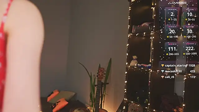 bananya kitty online show from 12.13.24