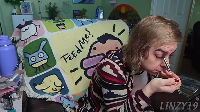 Snapshot of Linzy_19 chatting on 02.02.25 Linzy 19 online show from 02.02.25