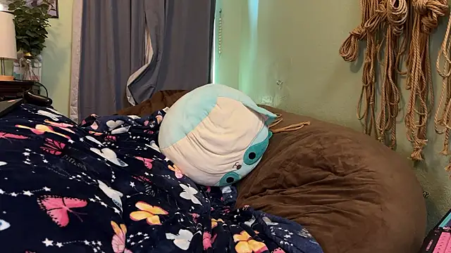 Linzy 19 online show from 03.09.26