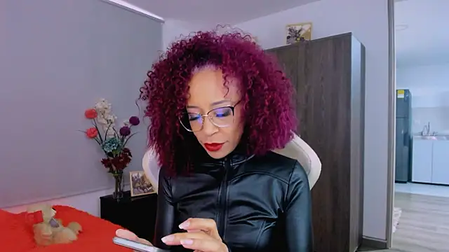 ScarlettMalbec online show from 02.10.26