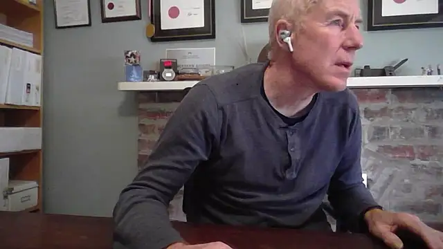 jiggy77777 online show from 12.10.24