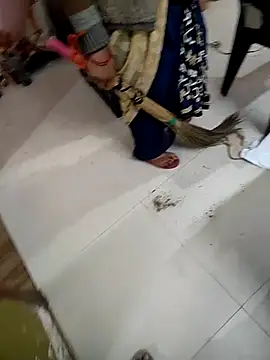 COUPLLE VILLAGE online show from 02.17.25