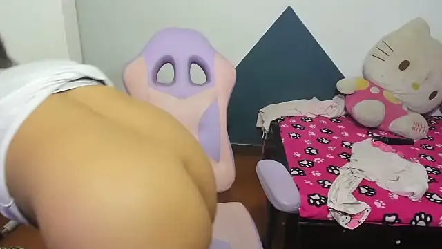 daleska ayala 1 online show from 11.11.25