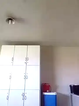 Snapshot of Yardie_bone chatting on 03.07.25 Yardie bone online show from 03.07.25