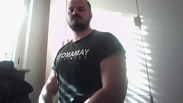 Snapshot of bussilesnar chatting on 02.17.26 bussilesnar online show from 02.17.26