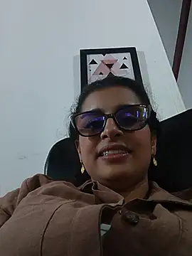 Snapshot of Alizon_1 chatting on 07.21.26 Alizon 1 online show from 07.21.26