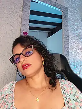 Snapshot of Alizon_1 chatting on 07.30.26 Alizon 1 online show from 07.30.26