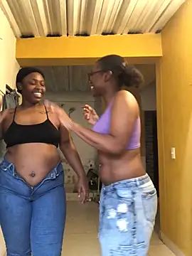 Snapshot of The_wickles_4443 chatting on 09.30.25 The wickles 4443 online show from 09.30.25