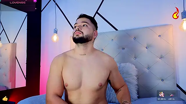 Snapshot of Andrew_Brown chatting on 02.08.26 Andrew Brown online show from 02.08.26