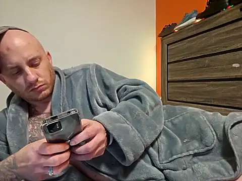 Snapshot of Hydro-Blastz chatting on 03.16.25 Hydro-Blastz online show from 03.16.25