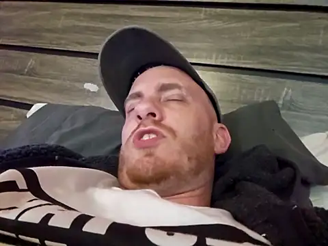 Snapshot of Hydro-Blastz chatting on 03.17.25 Hydro-Blastz online show from 03.17.25