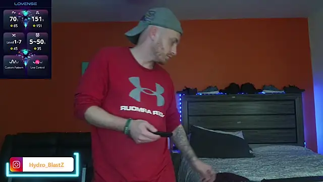 Snapshot of Hydro-Blastz chatting on 03.21.25 Hydro-Blastz online show from 03.21.25