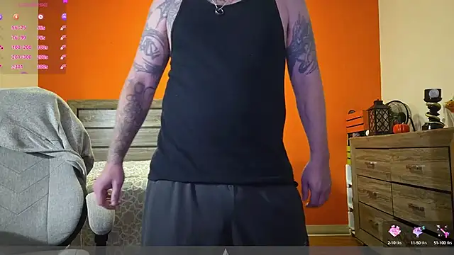 Snapshot of Hydro-Blastz chatting on 10.14.25 Hydro-Blastz online show from 10.14.25