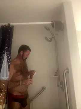 Snapshot of NYCLeatherBoi chatting on 12.23.25 NYCLeatherBoi online show from 12.23.25