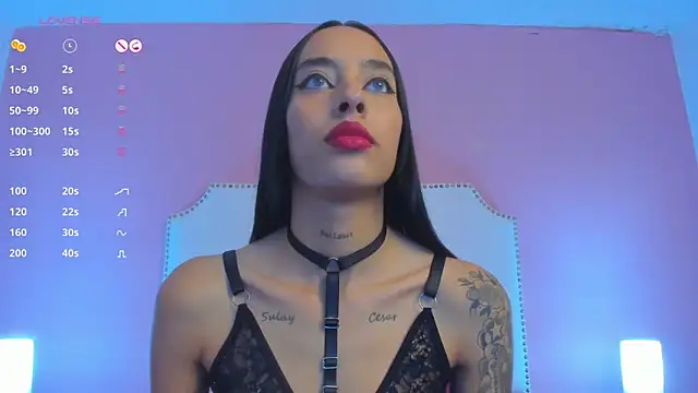 charlotte kisss online show from 01.11.25