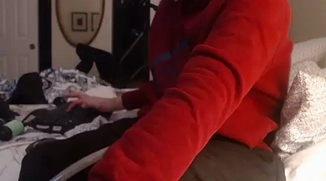 Snapshot of HandsumHungDaddy chatting on 01.26.25 HandsumHungDaddy online show from 01.26.25