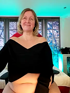 Snapshot of MarleneBloem chatting on 01.27.25 MarleneBloem online show from 01.27.25