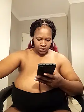 bustylisa1983 online show from 04.08.26