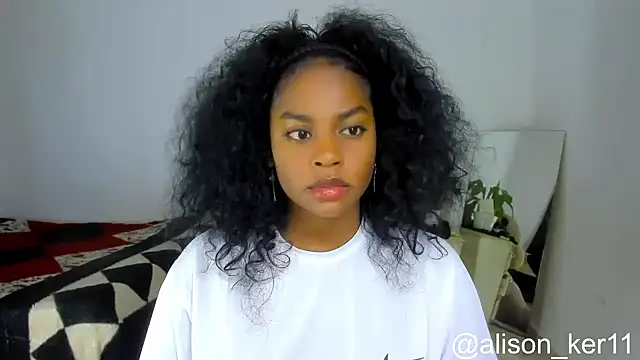 alison-ker3 online show from 10.25.25