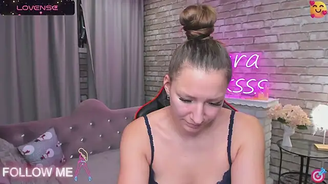 SarahCoksss online show from 01.26.25