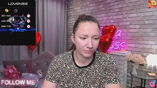 SarahCoksss online show from 02.13.25