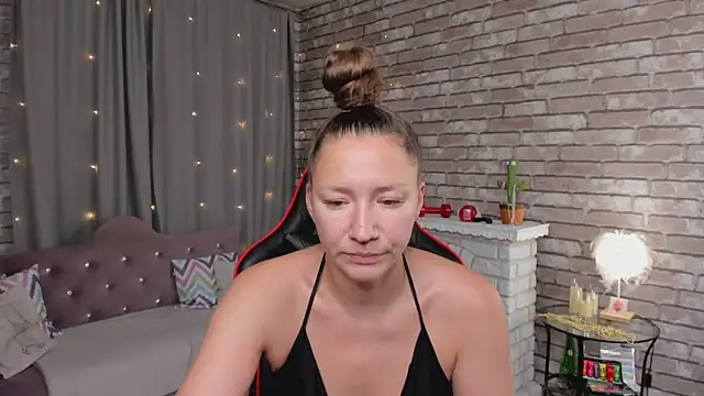 SarahCoksss online show from 06.10.26