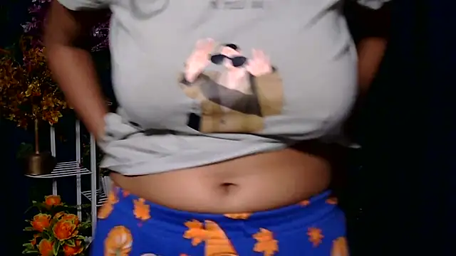 sexy-simmy online show from 10.02.25