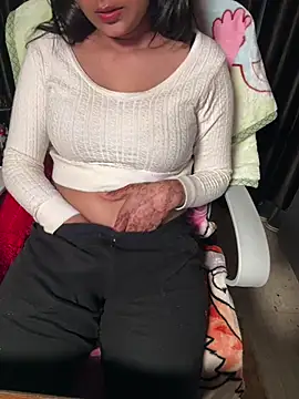 Snapshot of sexy-simmy chatting on 03.02.26 sexy-simmy online show from 03.02.26