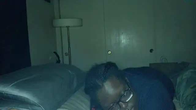 Snapshot of Yagurl__west chatting on 01.13.25 Yagurl west online show from 01.13.25