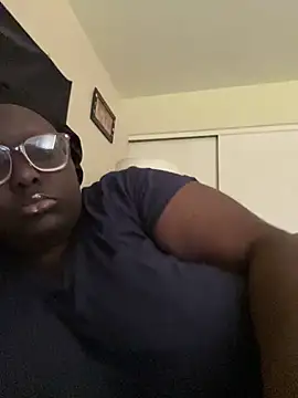 Snapshot of Yagurl__west chatting on 01.16.25 Yagurl west online show from 01.16.25