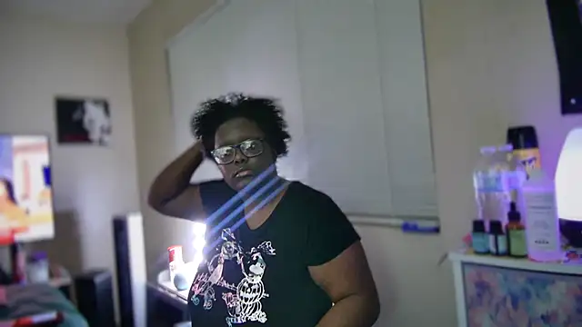 Snapshot of Yagurl__west chatting on 02.03.25 Yagurl west online show from 02.03.25