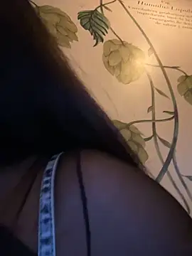 ambar-adaams online show from 05.14.26