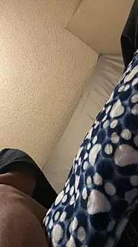 Snapshot of hotkevin11 chatting on 02.18.26 hotkevin11 online show from 02.18.26