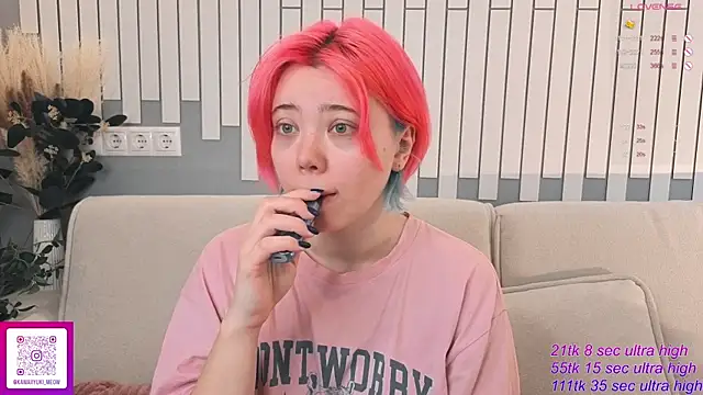   KawaiiYuki   online show from 11.23.25