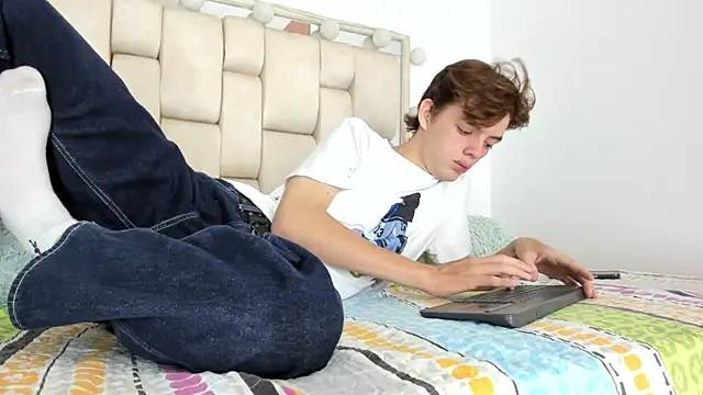 Snapshot of daniel_hot03 chatting on 11.01.25 daniel hot03 online show from 11.01.25